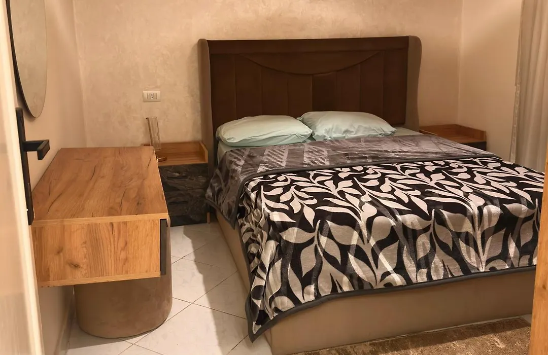 Luxury Hotel Apartment 3Rooms In Front Of Citystars Mall-1